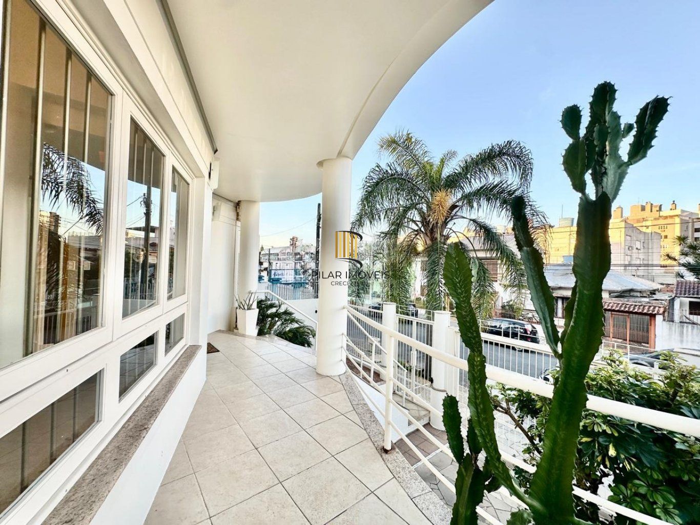 Casa de 3 dormitórios, 2 vagas de garagem em Canoas