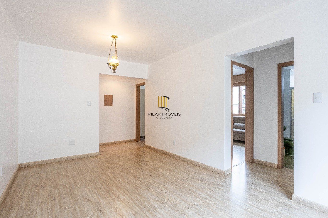 Apartamento de 72 metros privativos com 2 dormitórios no bairro Petrópolis