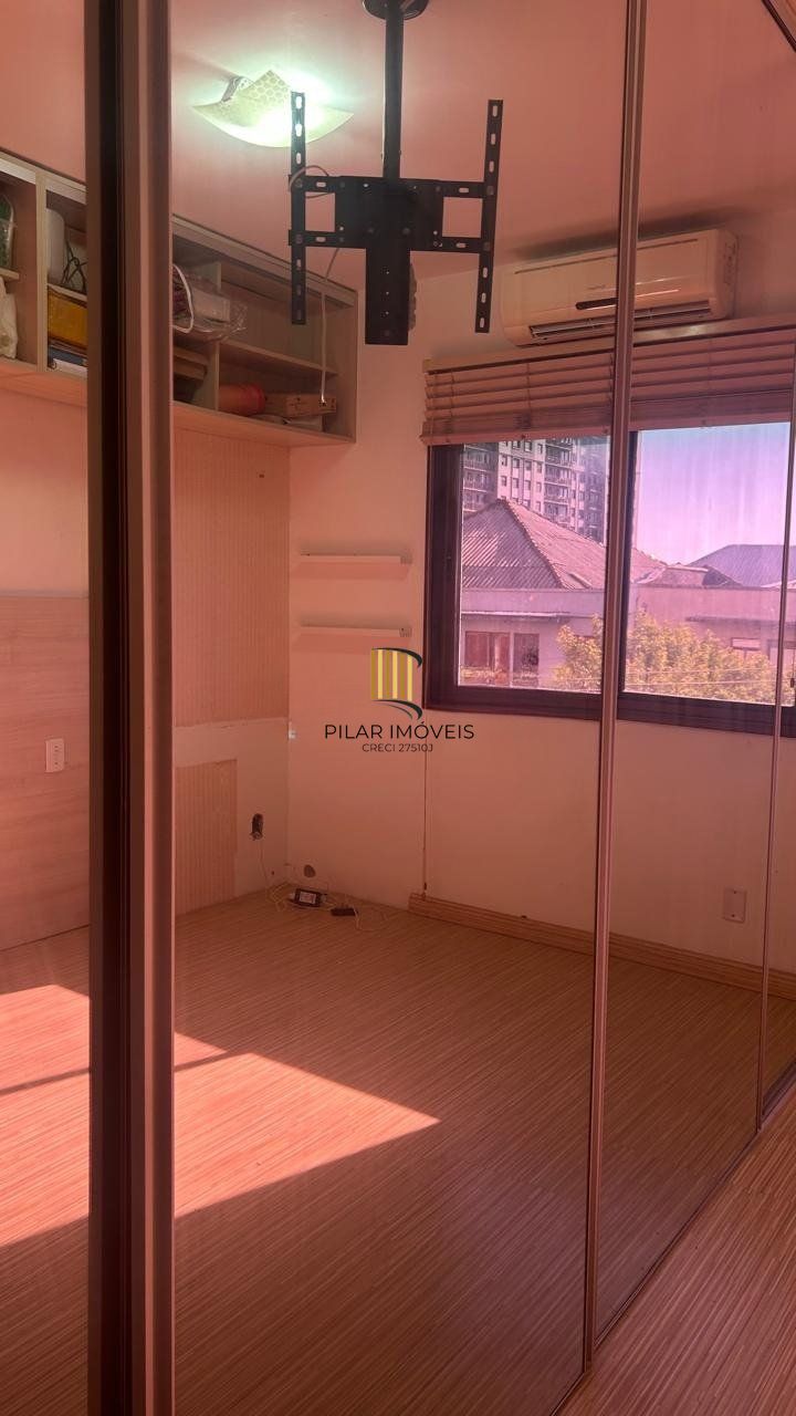 Apartamento de 1 quartos, suíte, elevador, 1 vaga no bairro Azenha