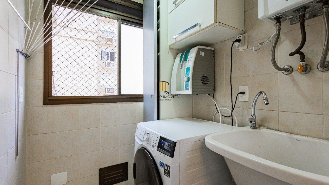 Apartamento com 3 quartos, 1 suíte e 2 vagas de garagem no Bairro Passo D'Areia