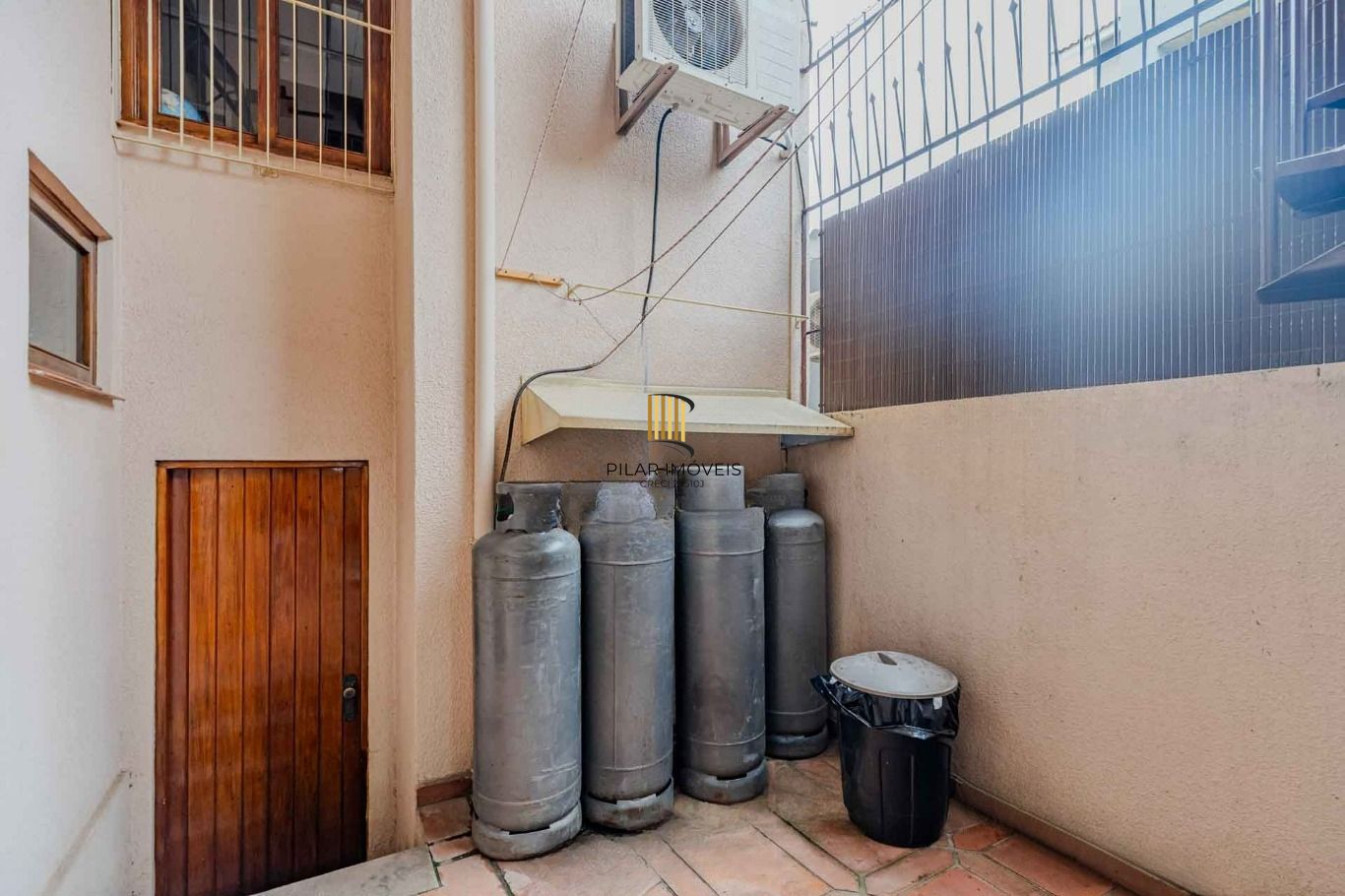 Casa com 3 quartos e 4 vagas no Bairro Vila Ipiranga