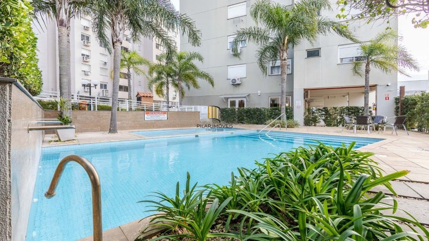 Apartamento de 2 quartos, elevador e 1 vaga de garagem em Canoas.