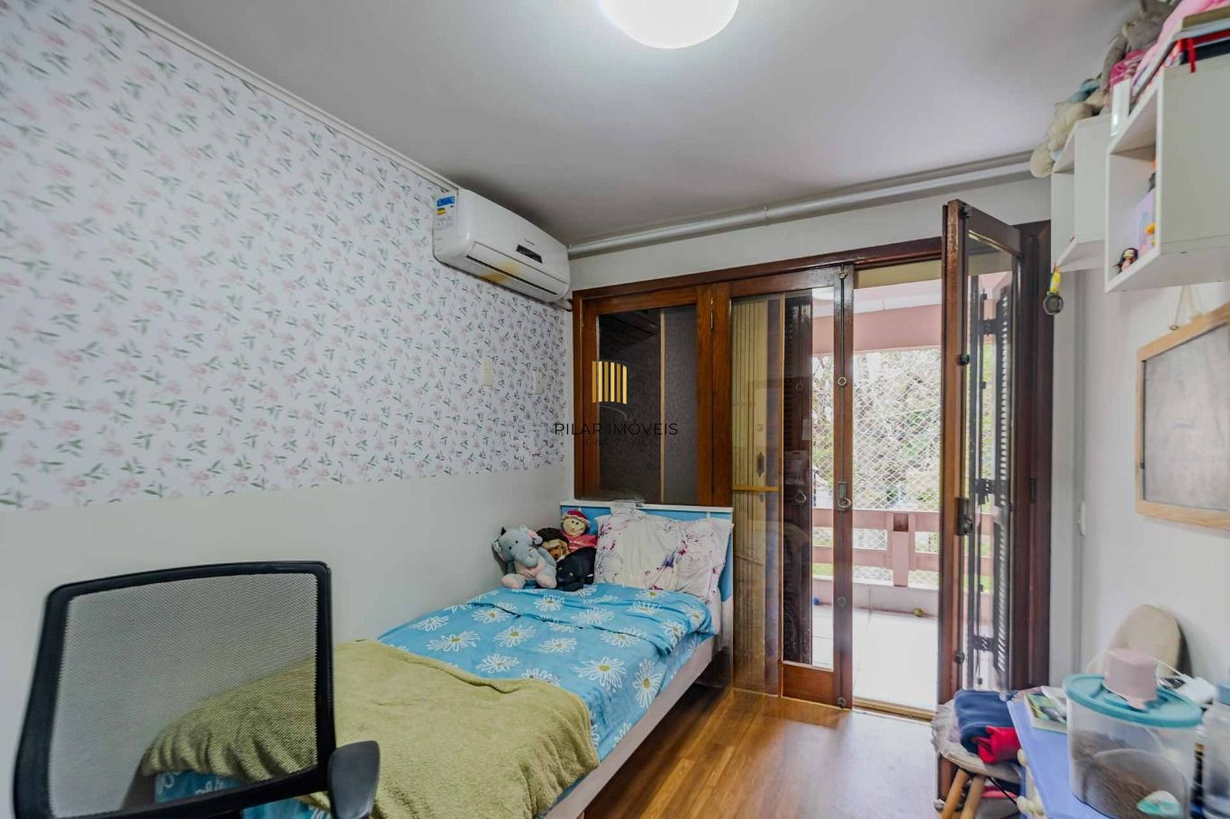 Casa com 3 quartos e 4 vagas no Bairro Vila Ipiranga