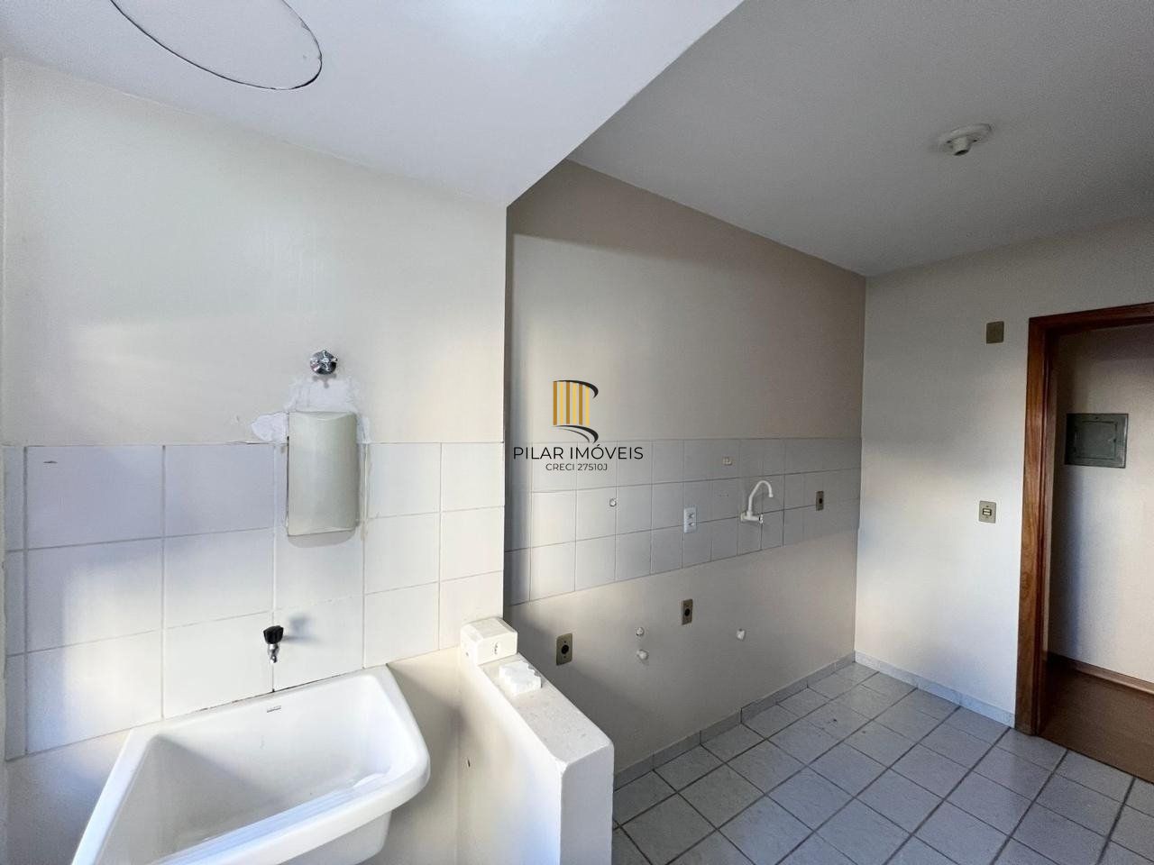 Apartamento de 2 quartos, elevador 1 vaga de garagem em Canoas.