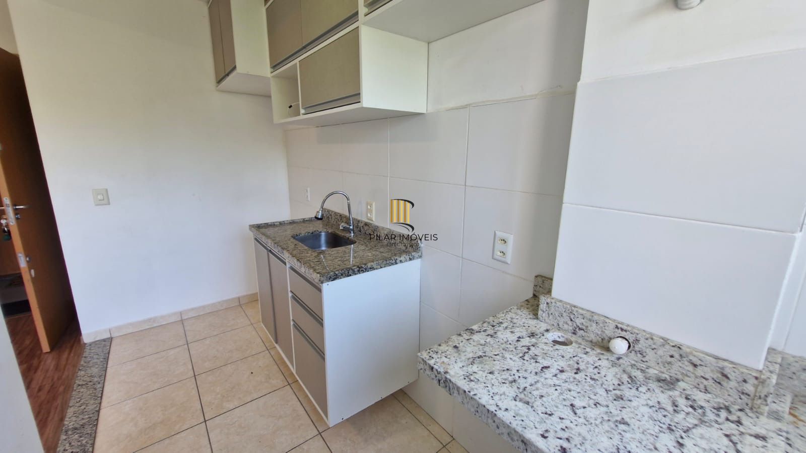 Apartamento Sacada 2 dormitórios Linda Vista 1 vaga de garagem Morro Santana