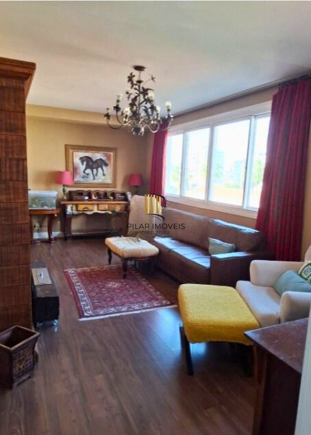 Apartamento com 3 quartos e 283m² à venda em Independência, Porto Alegre.