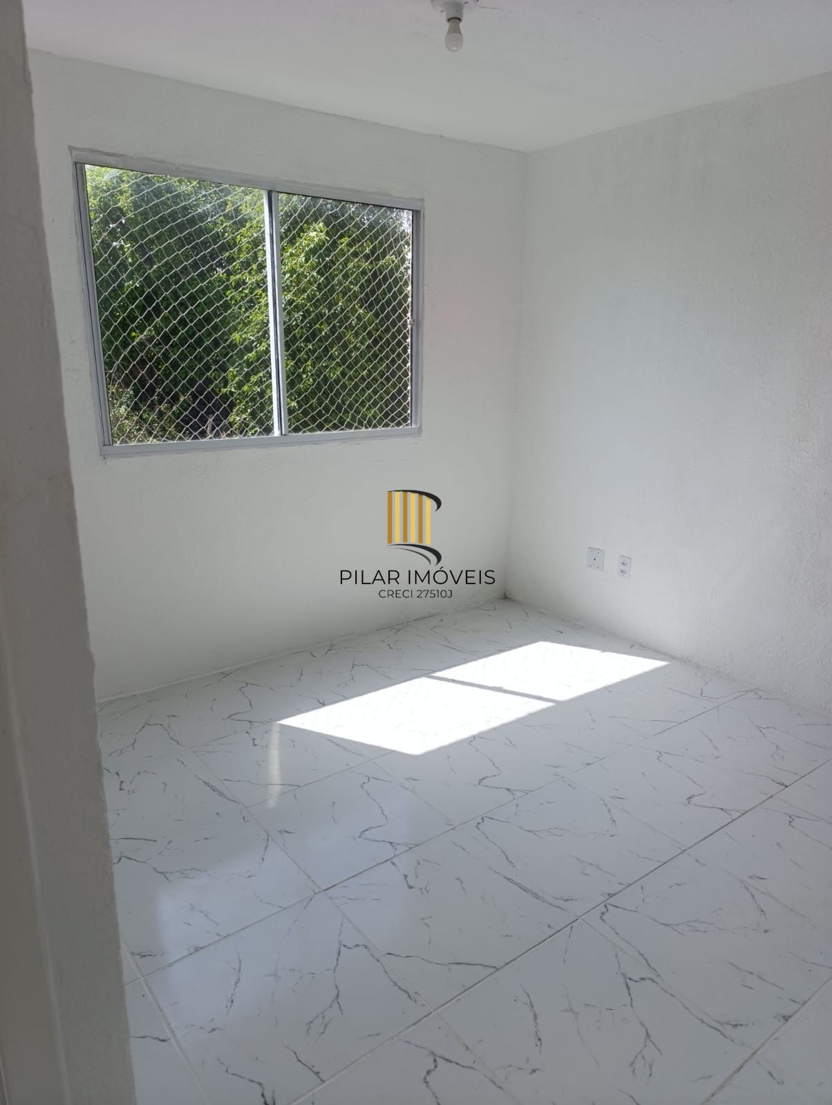 Apartamento 2 Dormitórios à venda na Protásio Alves