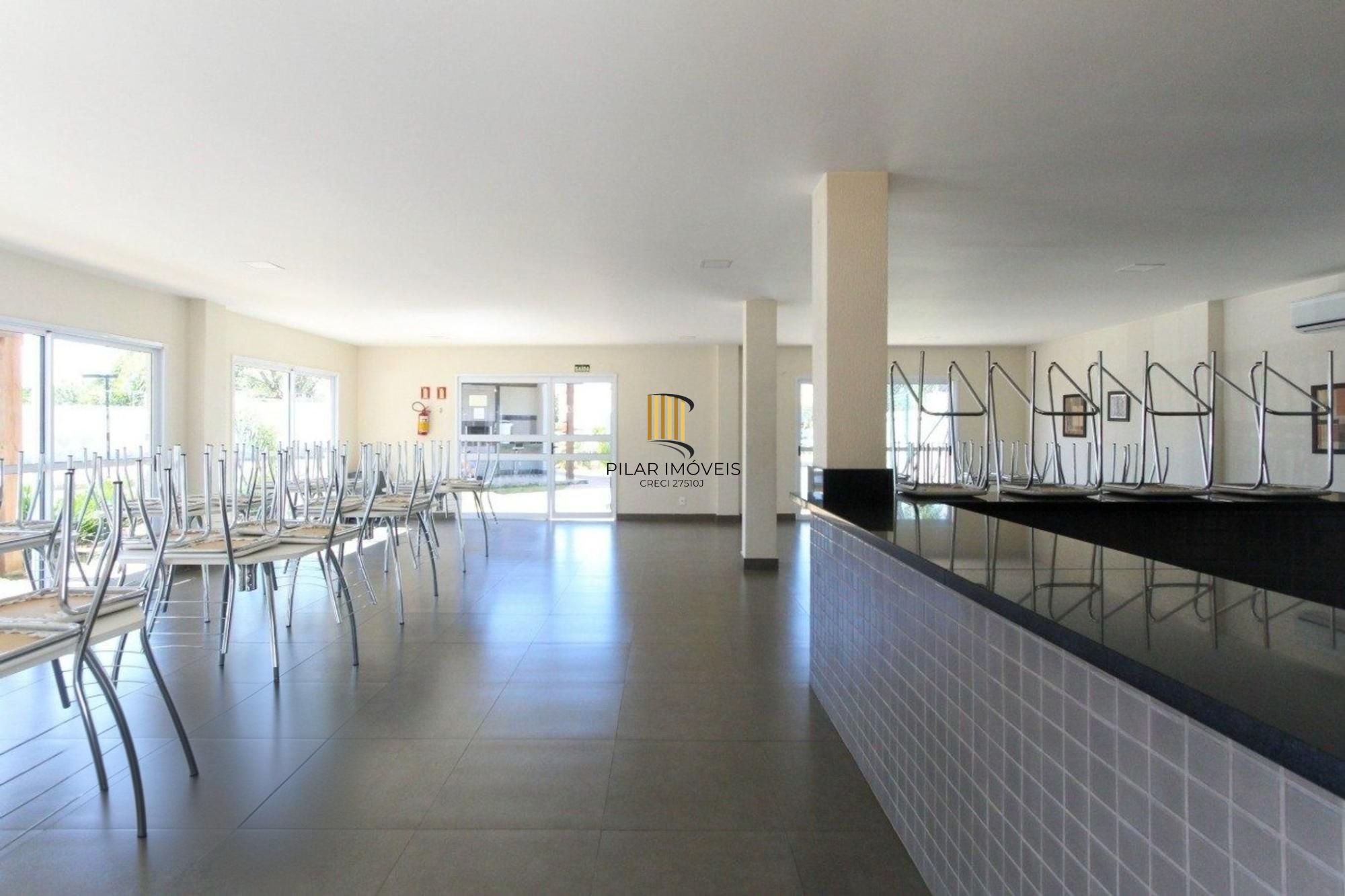 Apartamento de 2 dormitórios, elevador, 1 vaga de garagem em Canoas.