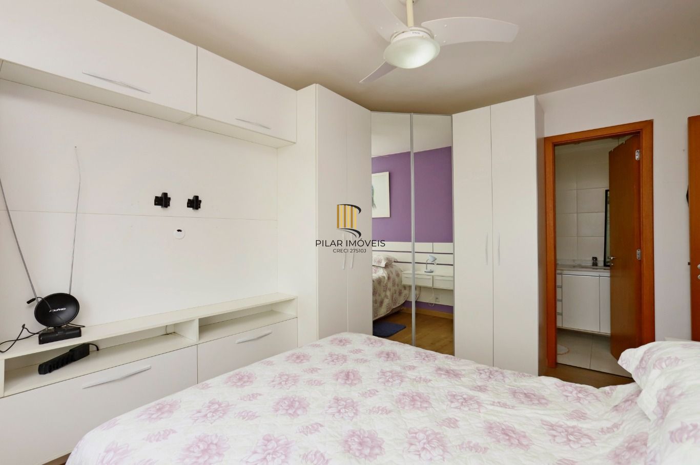 Apartamento com 2 quartos (1suíte) e 2 vagas de garagem no Bairro Santana