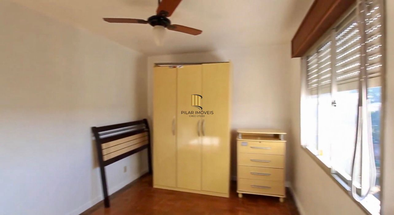 Apartamento de 2 dormitórios 67m2 com vaga rotativa Bairro Navegantes