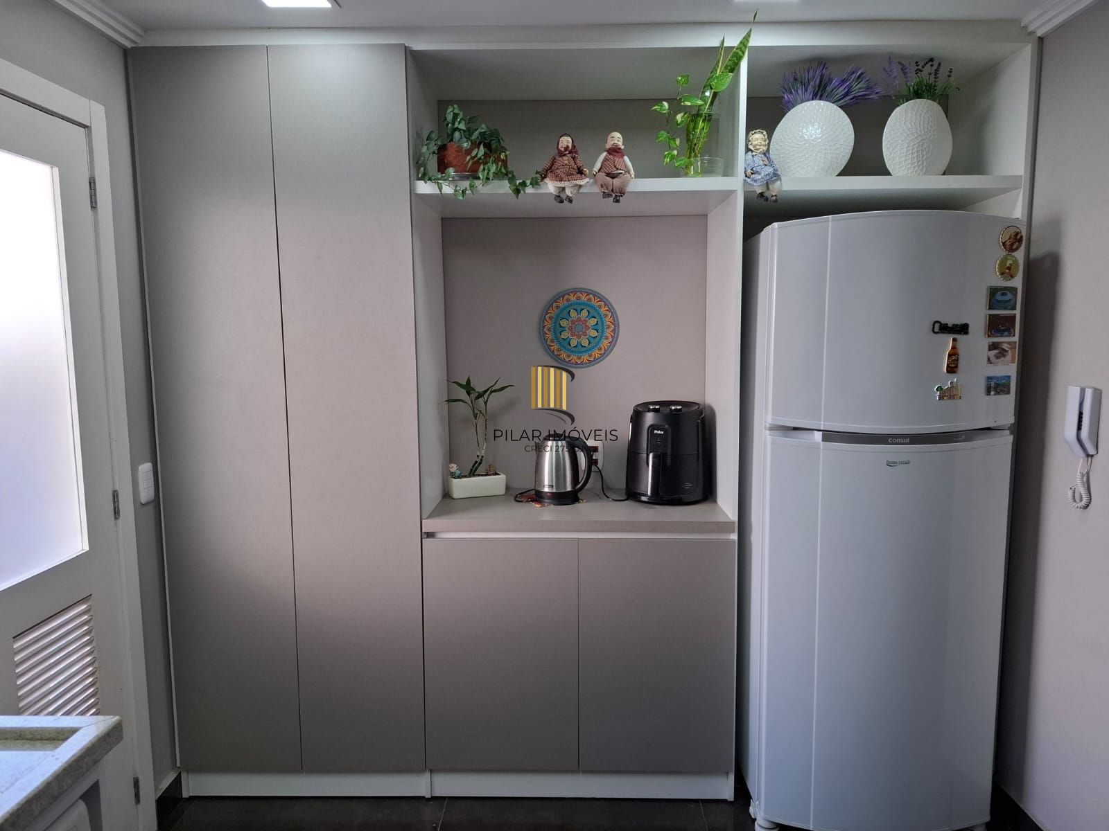 Casa de condomínio com 2 quartos, vaga e pátio no bairro parque Santa Fe