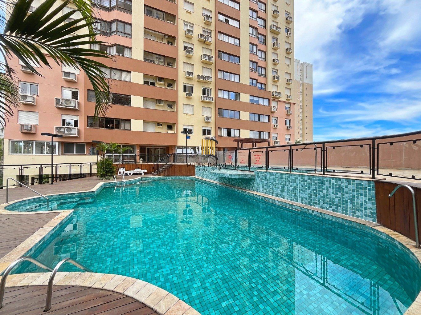 Apartamento 3 Dormitórios com Suíte e 2 Vagas na Vila Ipiranga