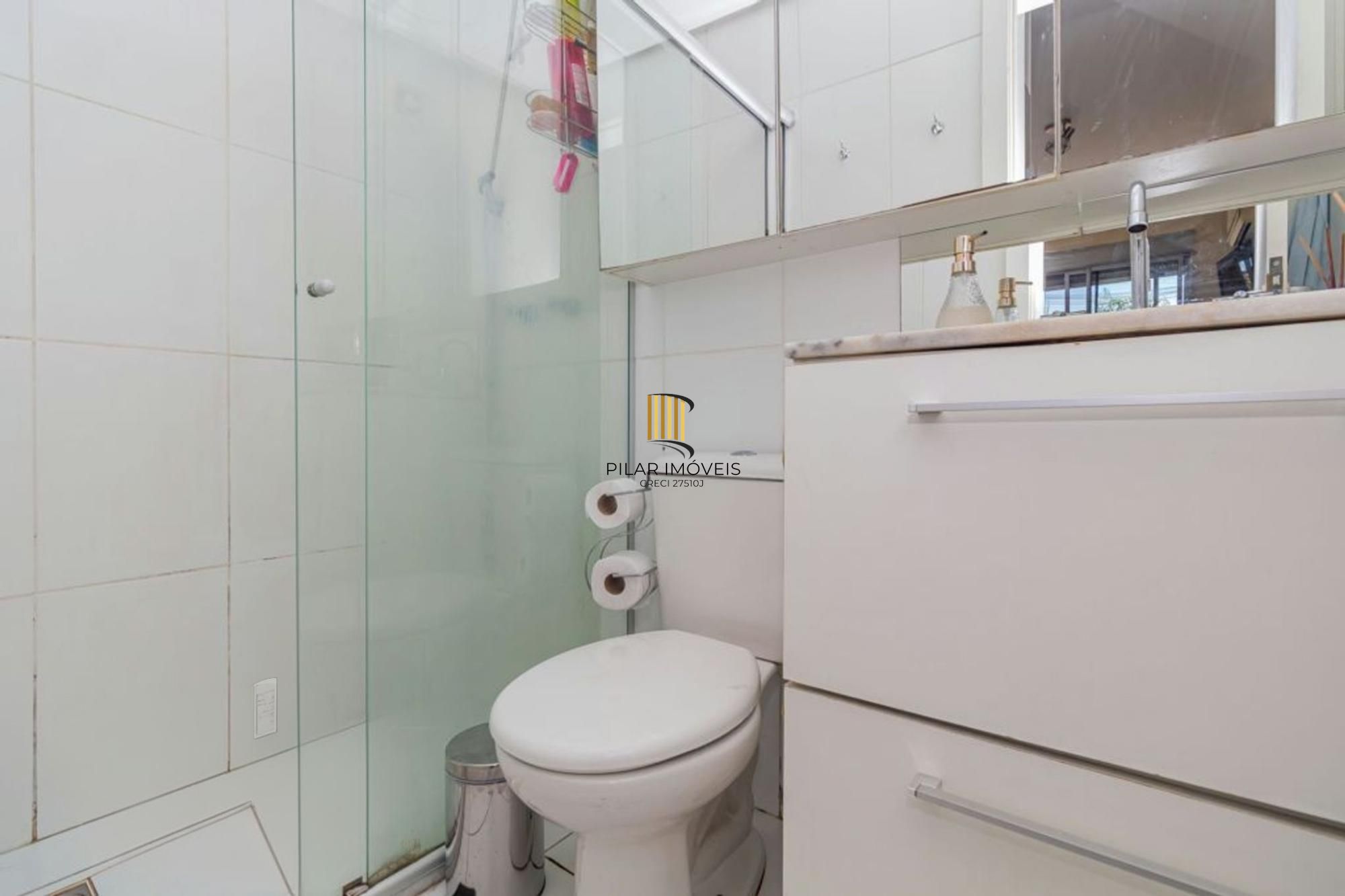 Apartamento térreo de 2 quartos, suíte, 1 vaga no bairro Jardim Itu