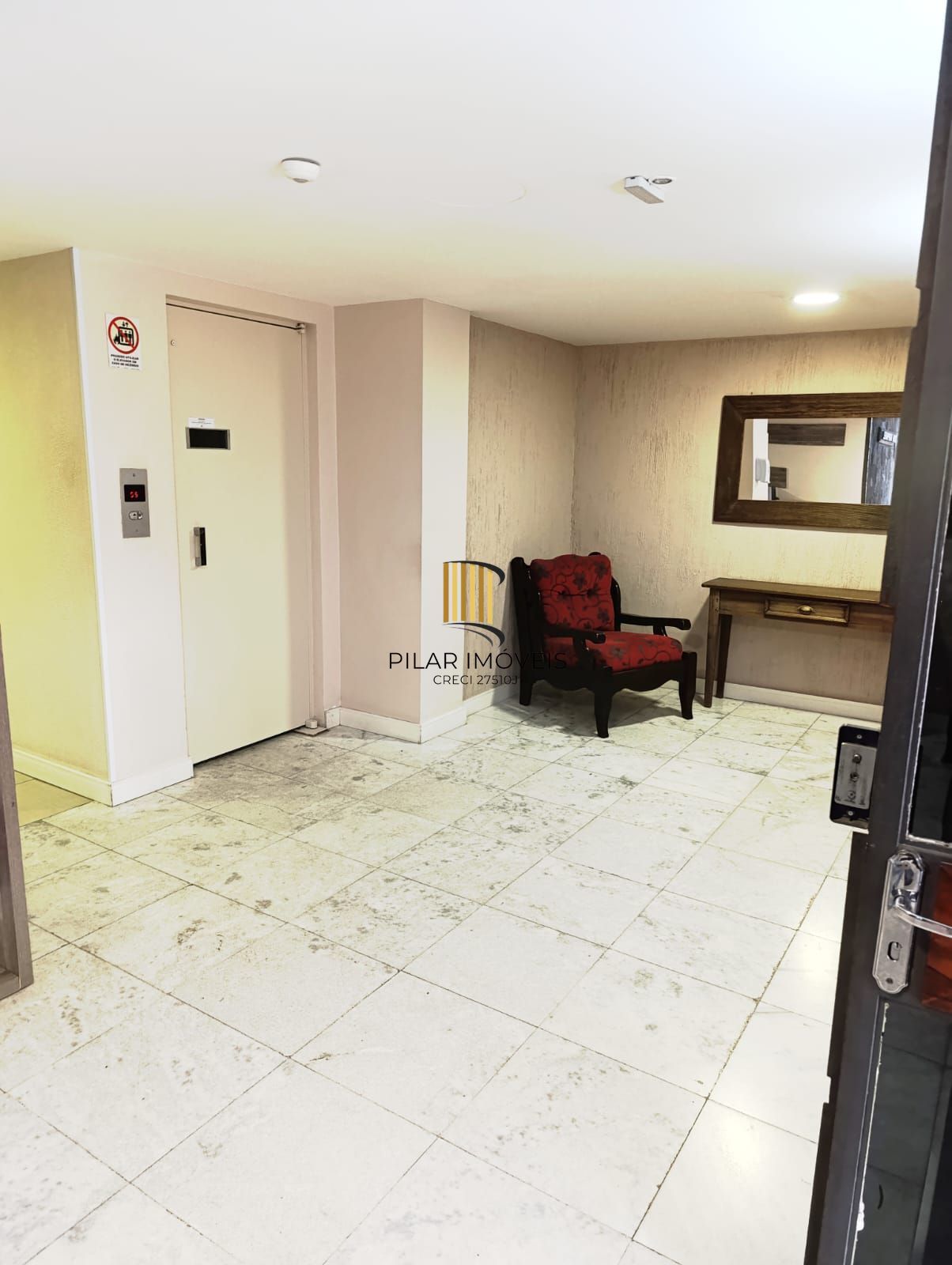 Apartamento de 3 dormitórios no bairro Petrópolis