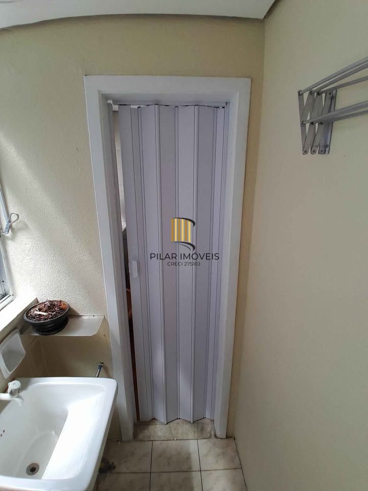 Apartamento à venda com 3 dormitórios 79,79 m² no bairro Tristeza