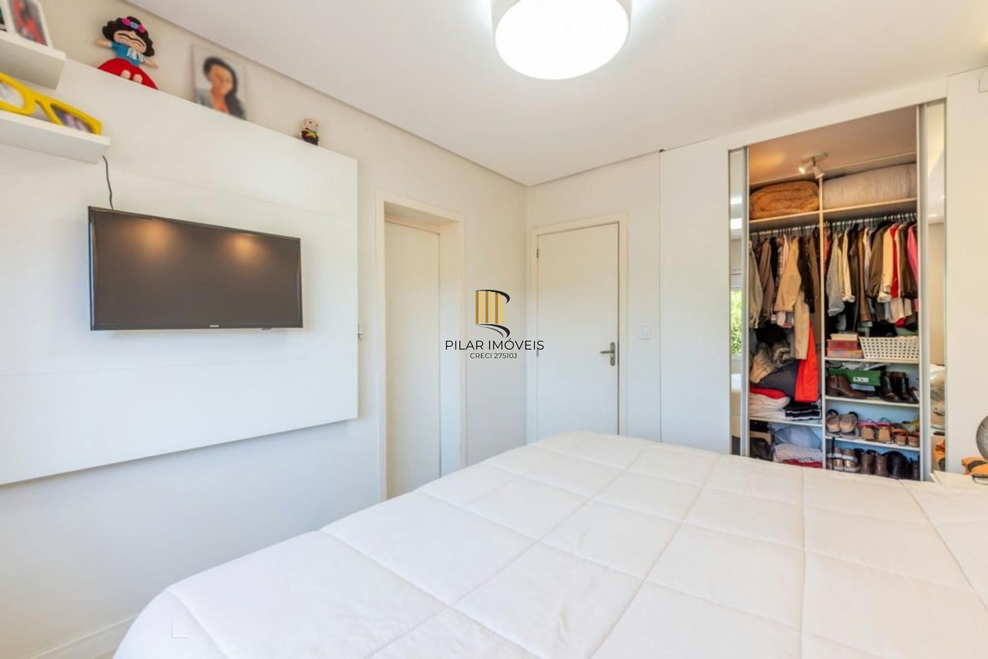 Casa em condomínio de 3 dormitórios,2 vagas e churrasqueira no bairro Agronomia