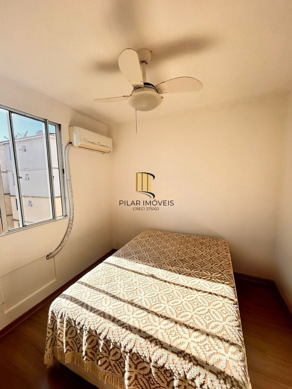 Apartamento com 3 dormitórios e 1 vaga de garagem no bairro Fátima em Canoas