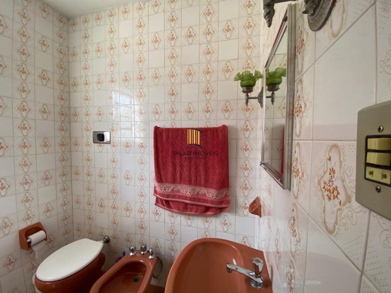 Casa com 2 quartos e 3 vagas no bairro Nossa Senhora das Graças