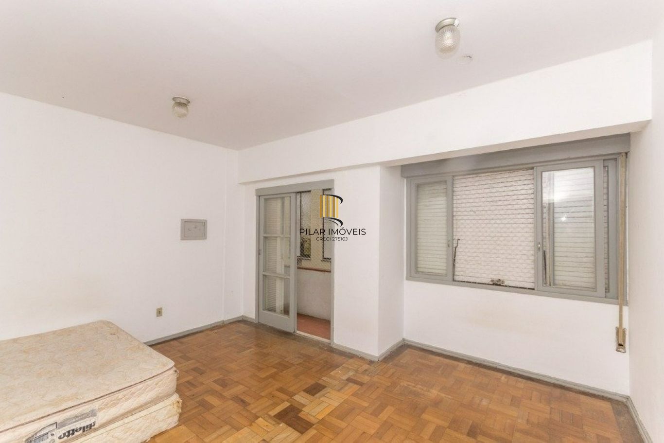Apartamento de 3 dormitórios com 89 metros privativos no Centro.