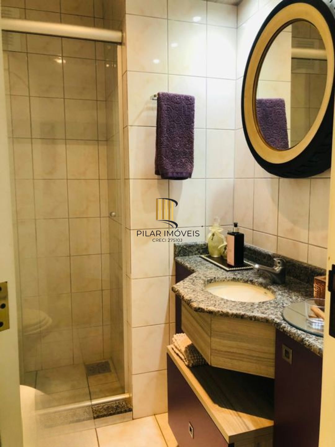 Apartamento de 3 dormitórios, 2 vagas, elevador no bairro Jardim Botânico