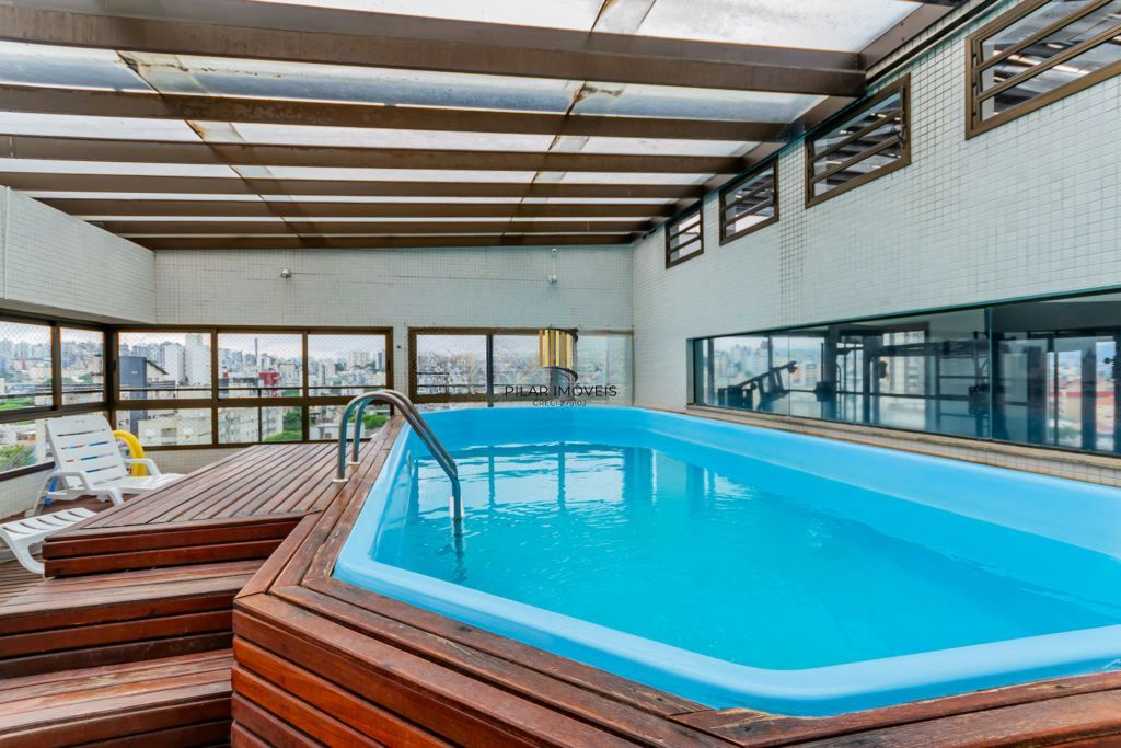 Apartamento com 3 quartos 2 vagas e elevador e gás central no Bairro Santana