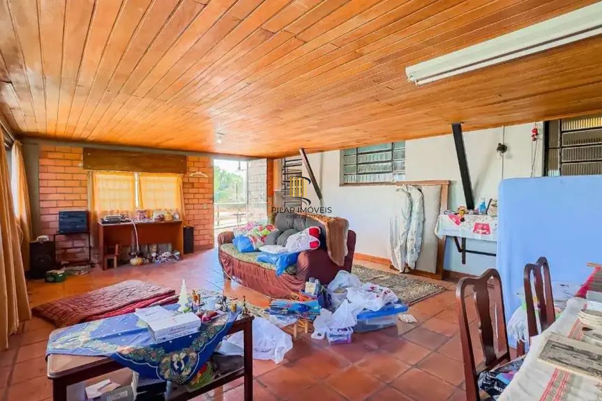 Casa ampla na Vila Ipiranga com 340 m², 4 dormitórios e potencial comercial