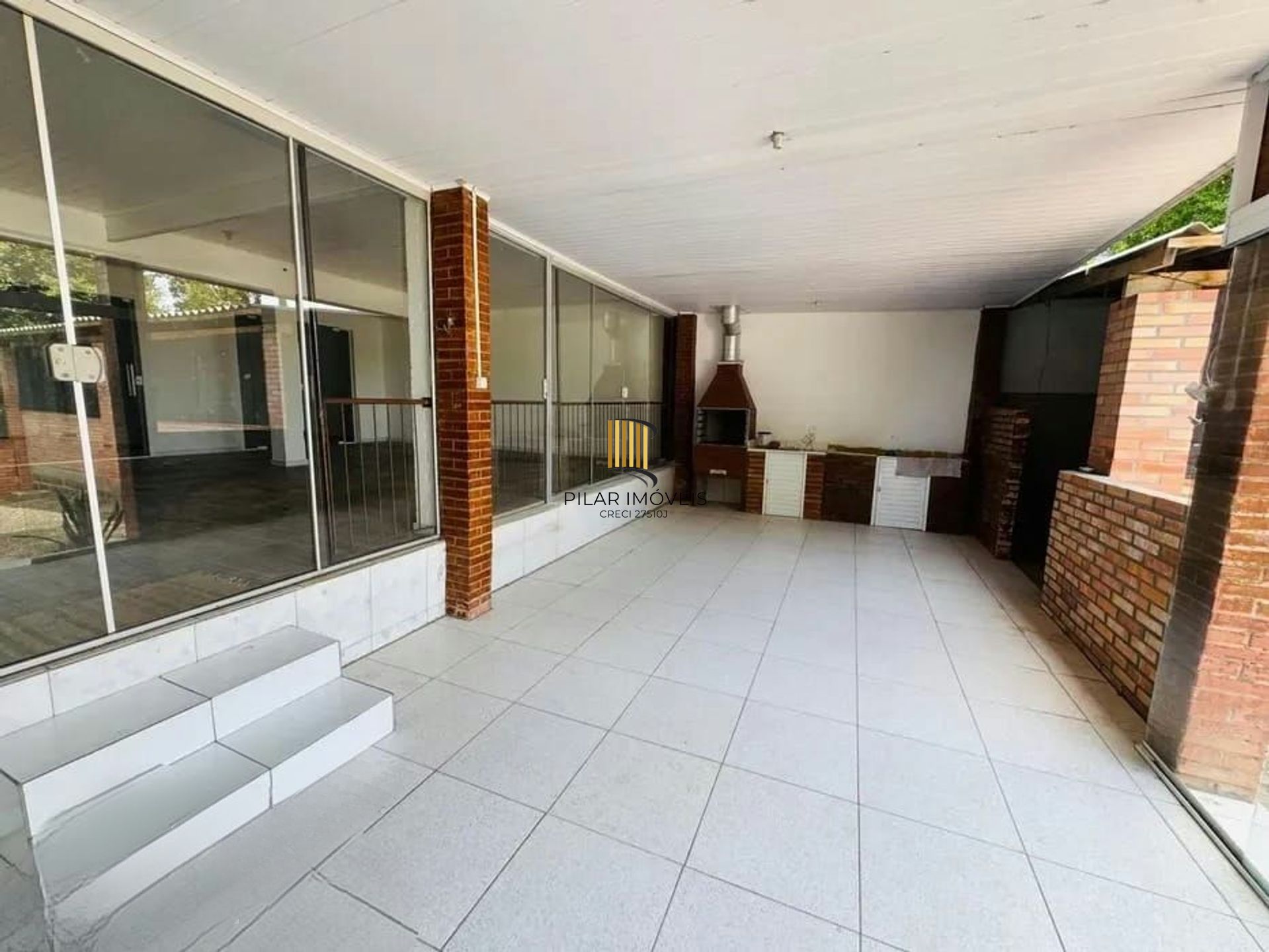 Casa 3 dormitórios à venda no Lageado Porto Alegre 280m²