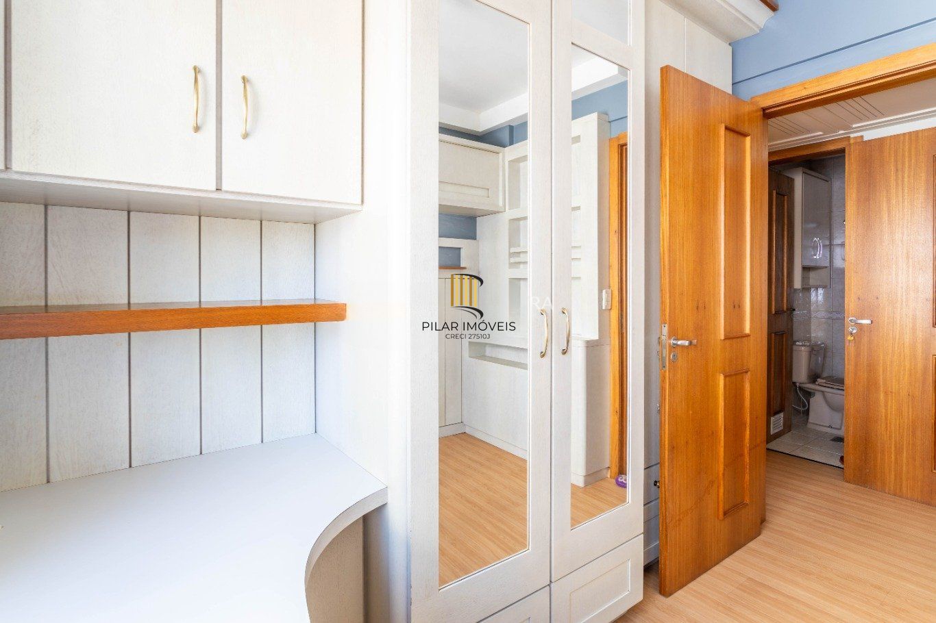 Apartamento com 3 Quartos, 1 suite e 1 vaga à Venda no bairro Tristeza.