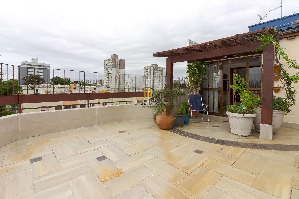 Apartamento com 2 quartos, 1 vaga com elevador na Vila Ipiranga