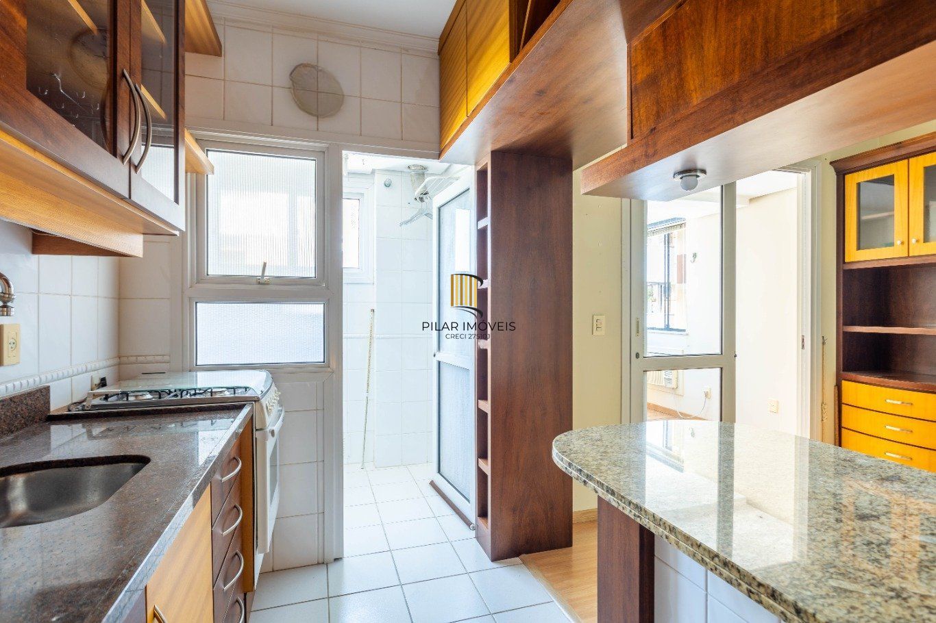 Apartamento com 3 Quartos, 1 suite e 1 vaga à Venda no bairro Tristeza.