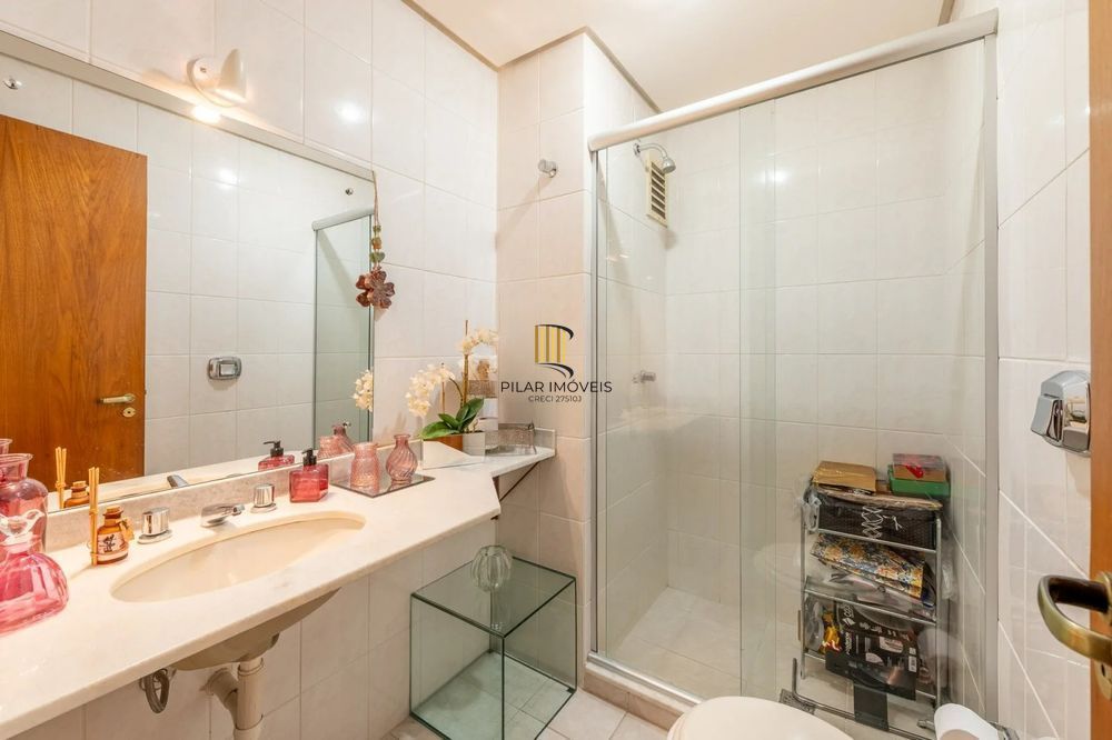 Apartamento com 2 quartos, sendo 1 suíte e 2 vagas no bairro Bela Vista