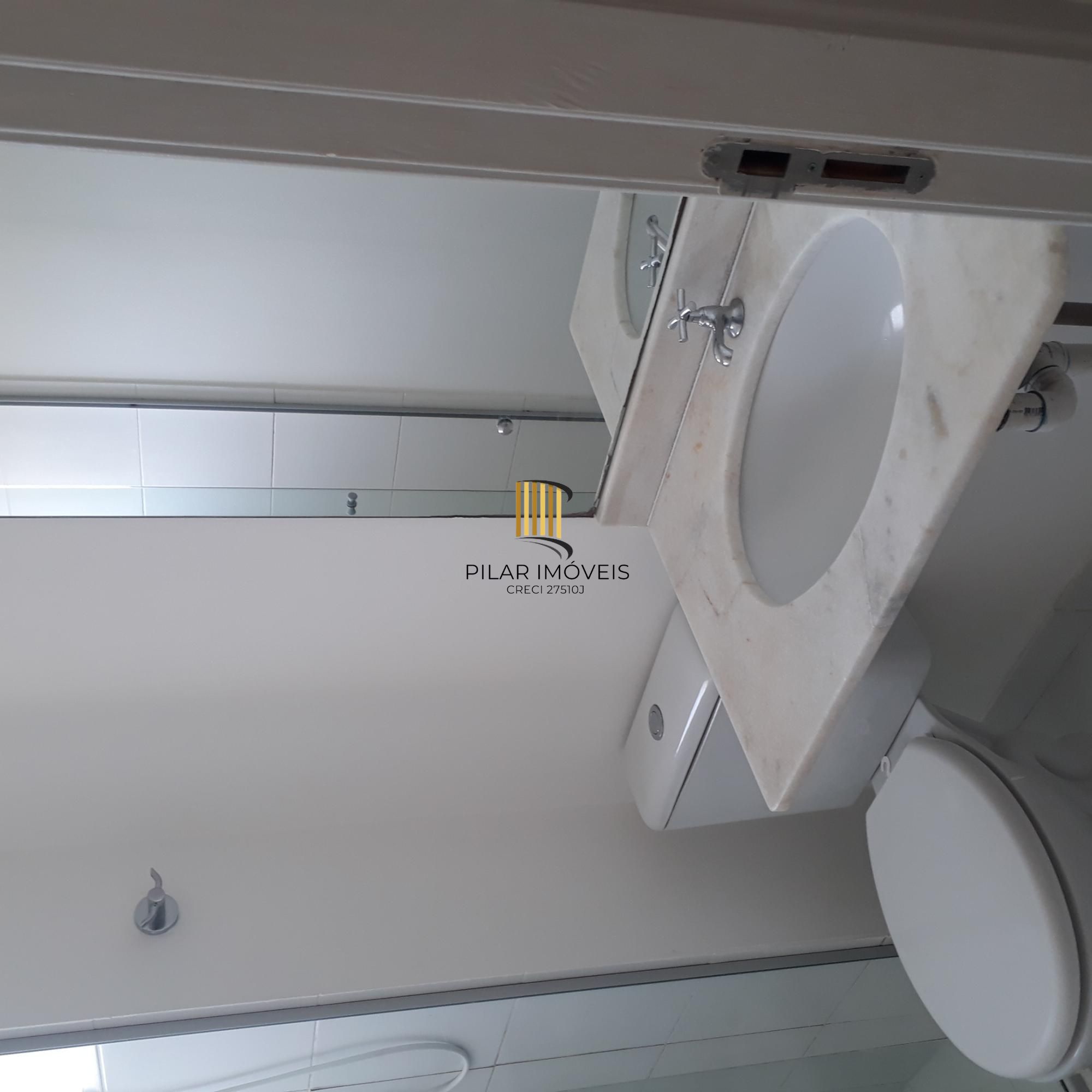 Apartamento 3 quartos, vaga, elevador, gas central no bairro Vila Ipiranga.