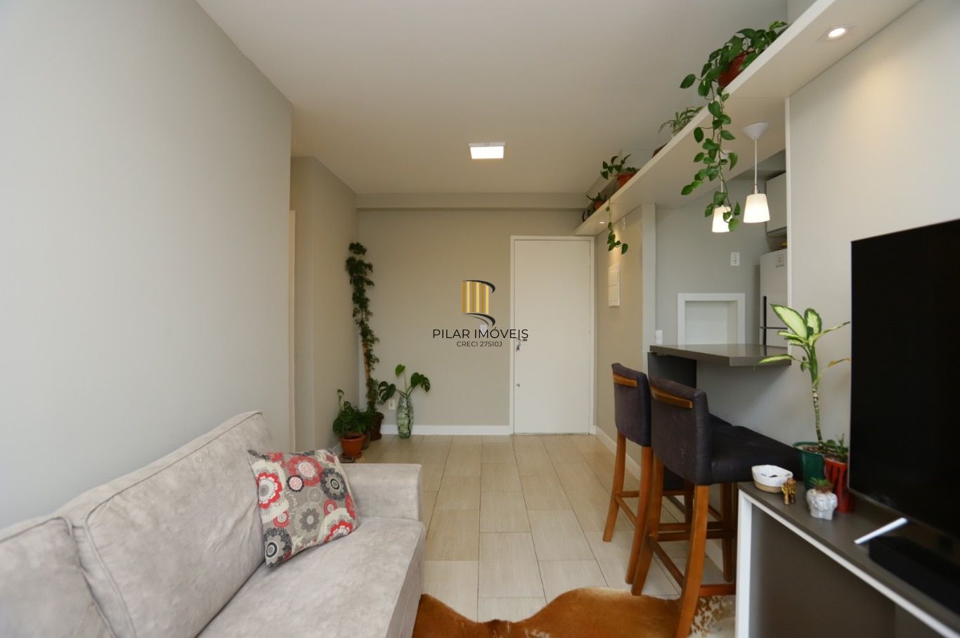 Apartamento com 2 quartos e 48m² à venda em Glória.