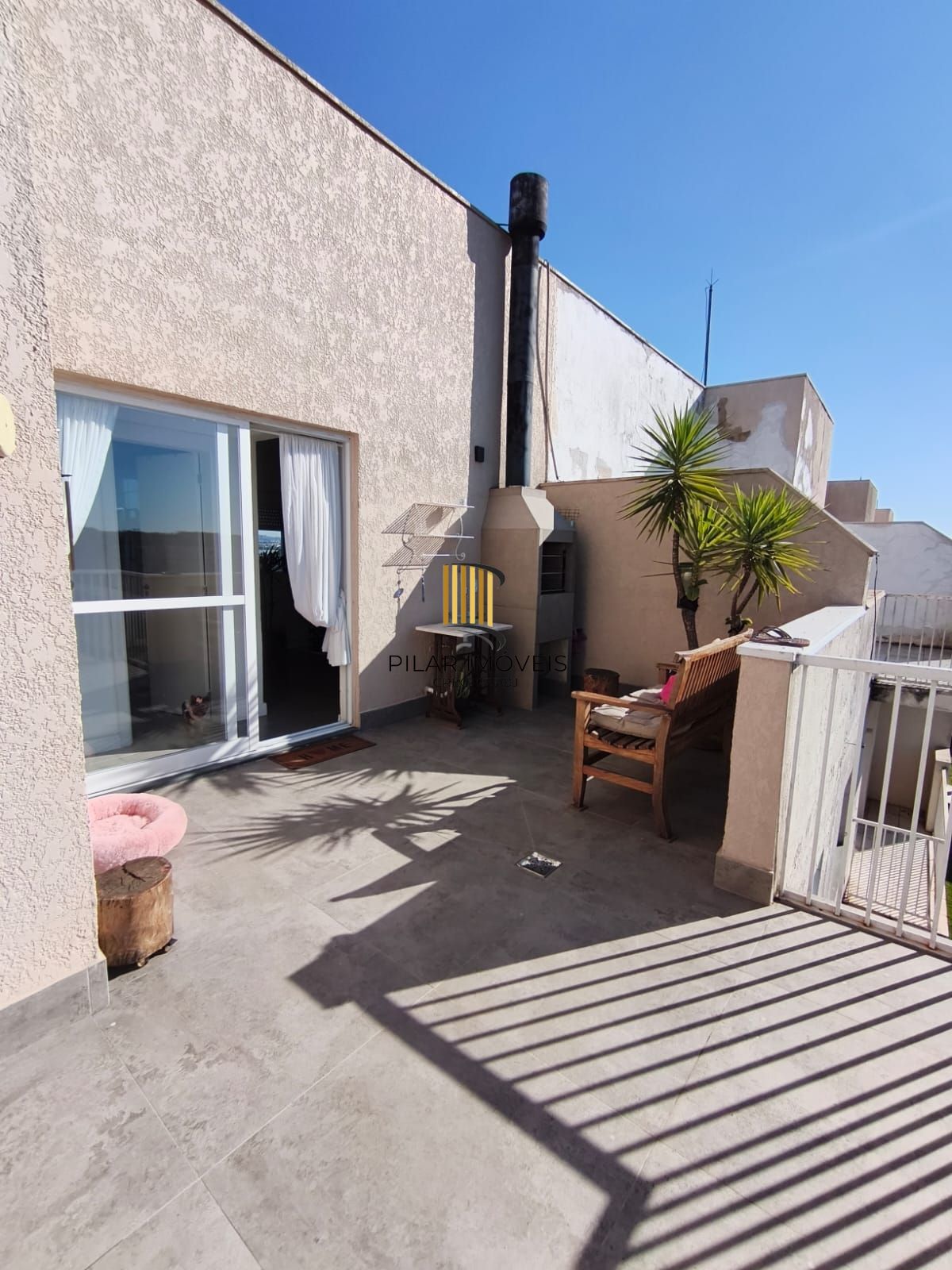 Cobertura duplex 3 dormitórios com terraço e vaga em Cachoeirinha