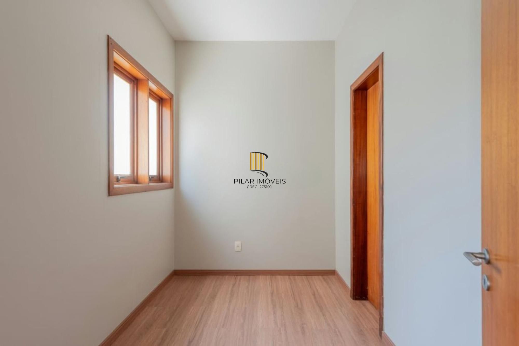 Apartamento de 4 dormitórios, 2 suítes, 2 vagas e elevador na Castro Alves.