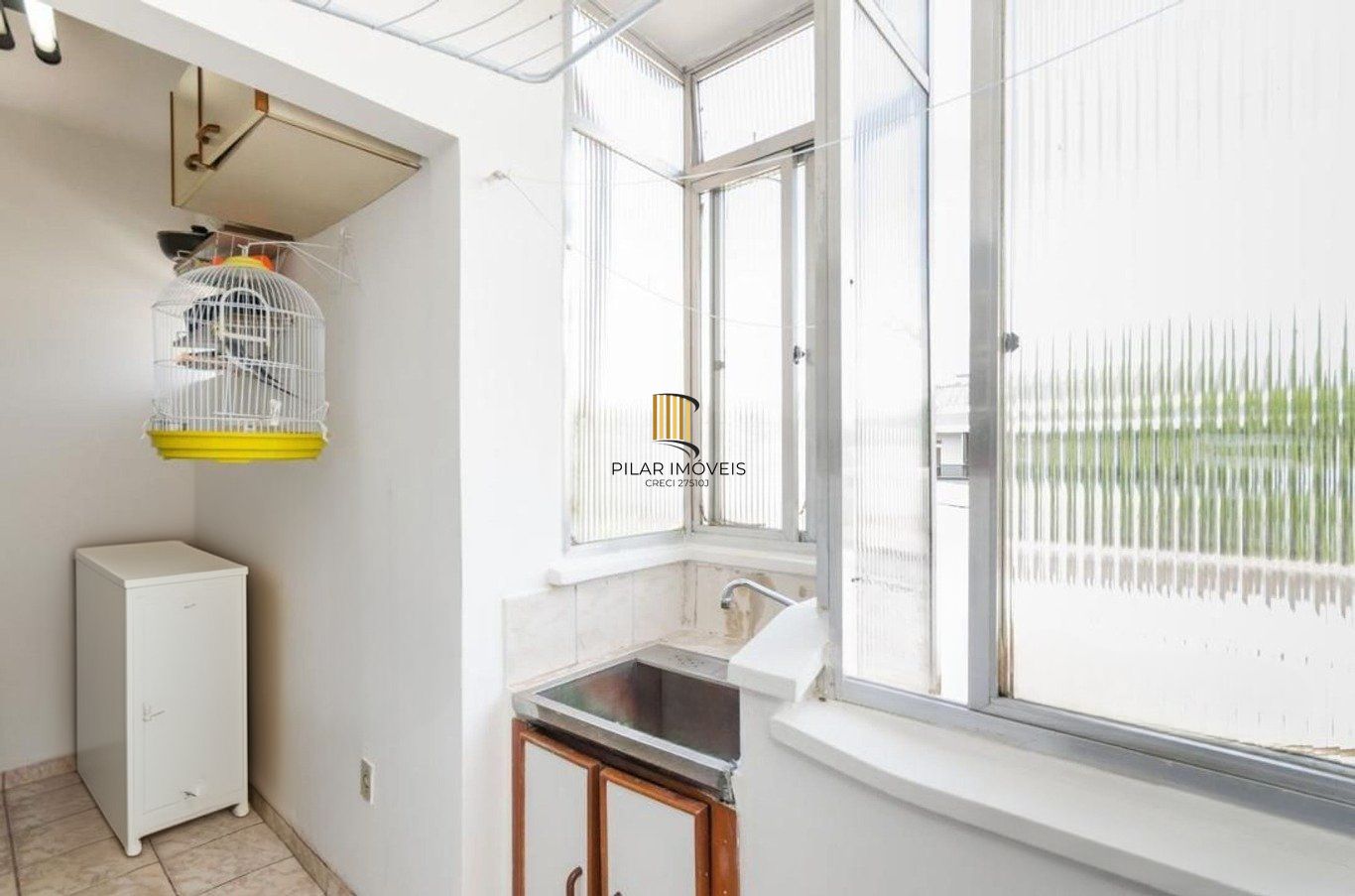 Apartamento com 3 dormitórios em prédio com elevador no Bairro Santa Cecília