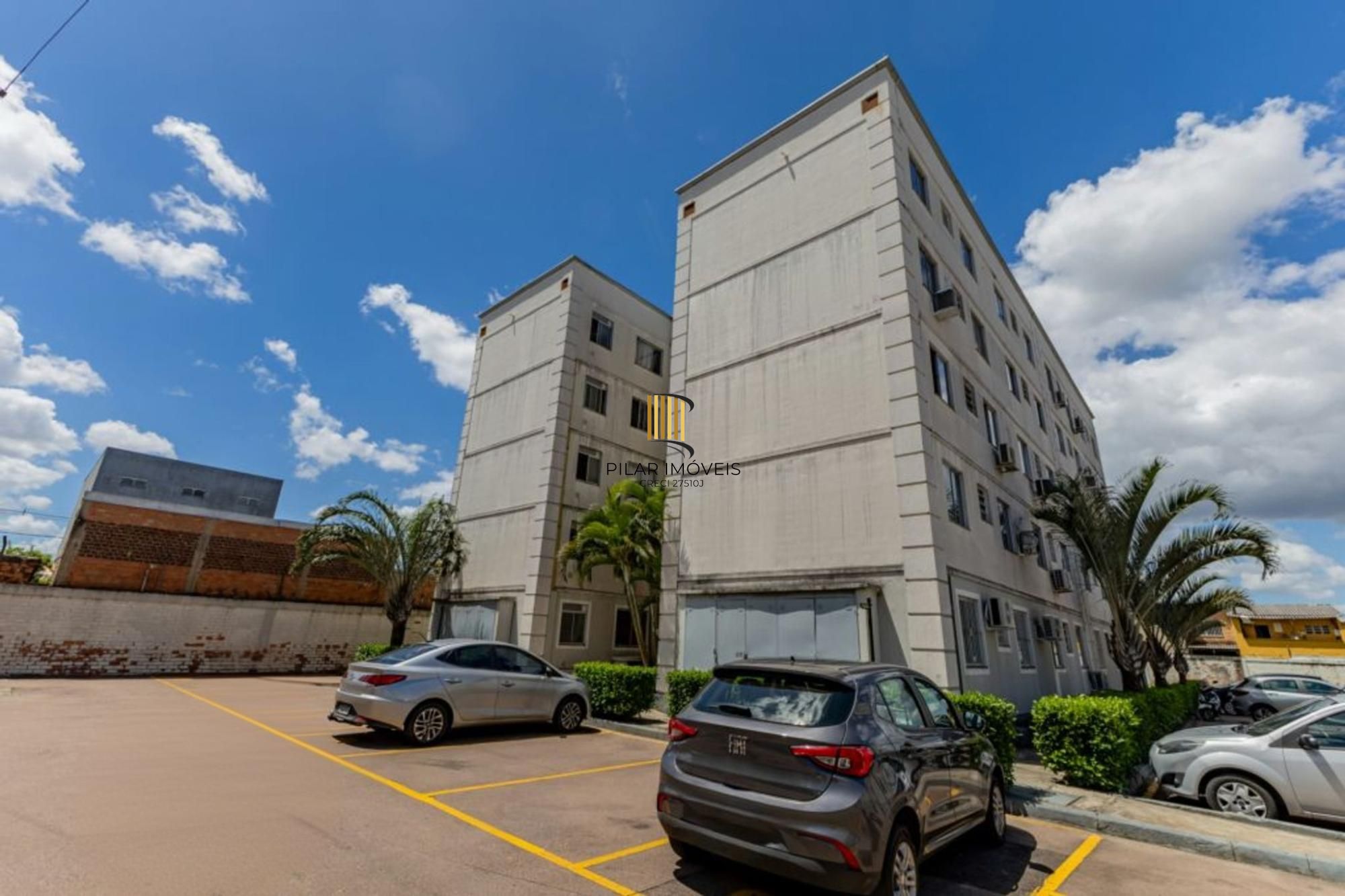 Apartamento de 2 dormitórios, 1 vaga de garagem no bairro Igara em Canoas.