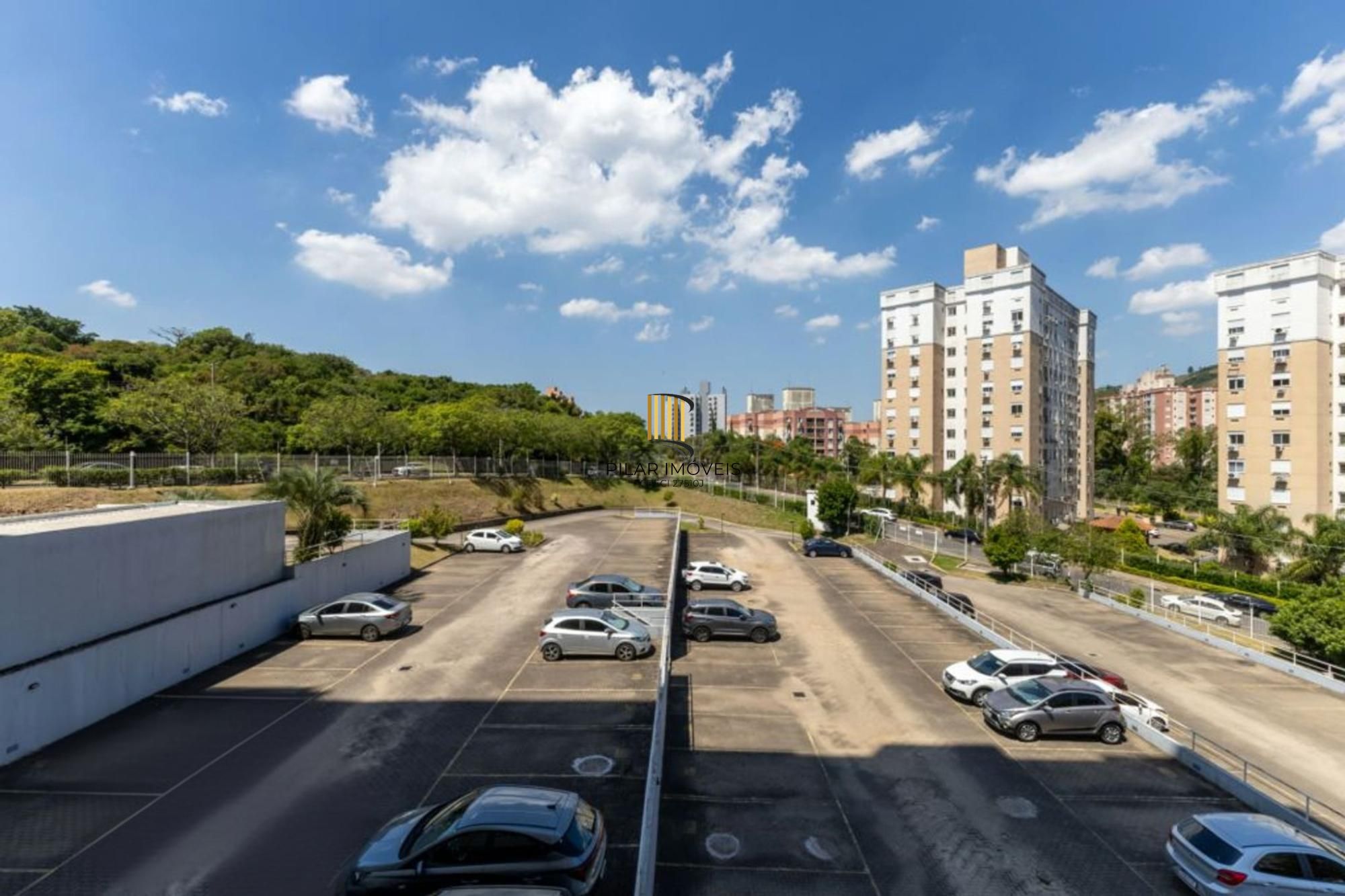 Apartamento 3 Dormitórios com Sacada, Elevador e Vaga no Jardim Carvalho