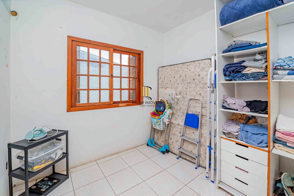 Casa com 3 quartos e 4 vagas à venda em Vila Nova