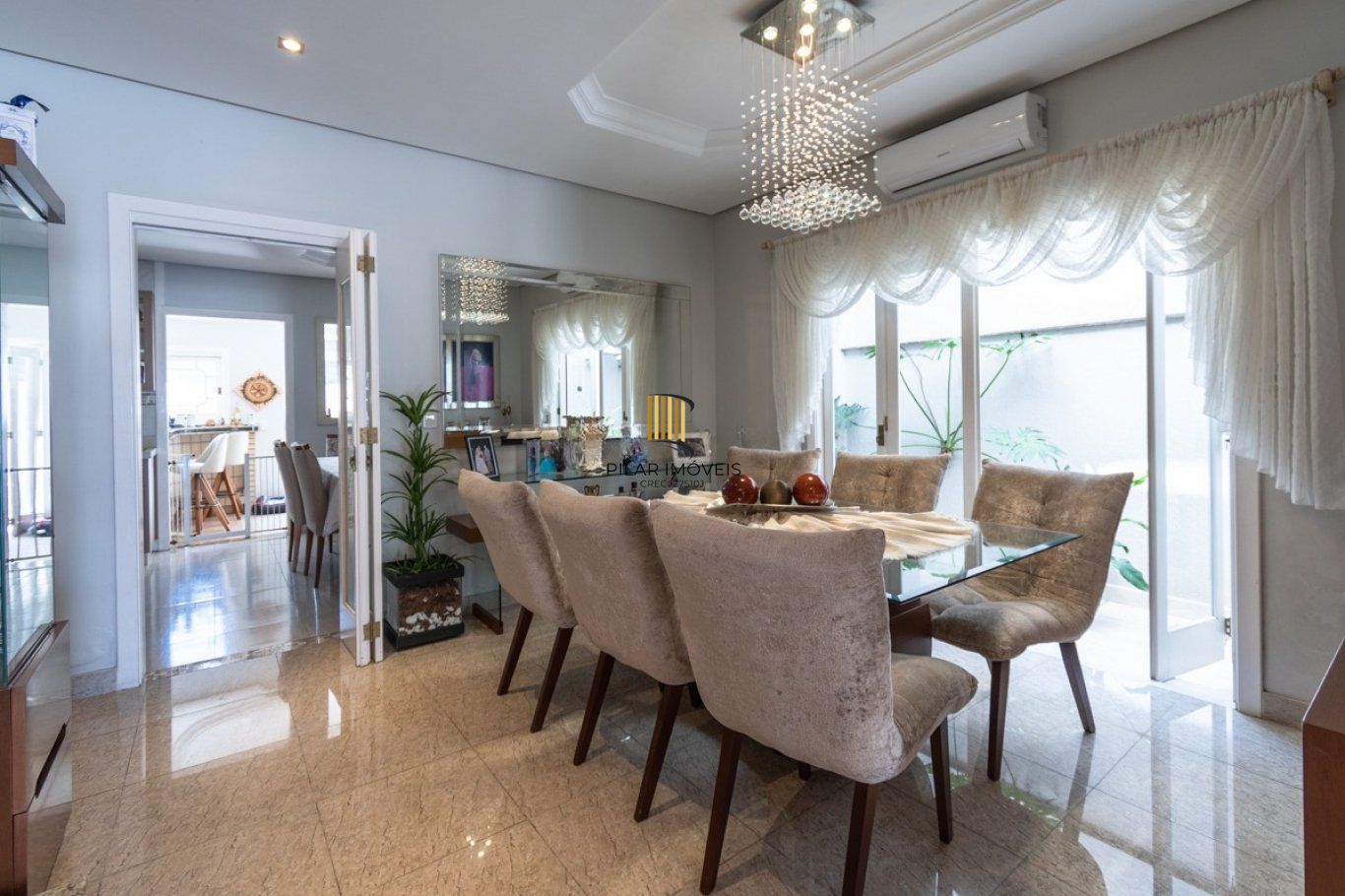 Casa Sobrado 3 dormitórios com suíte, piscina e sótão no Ecoville