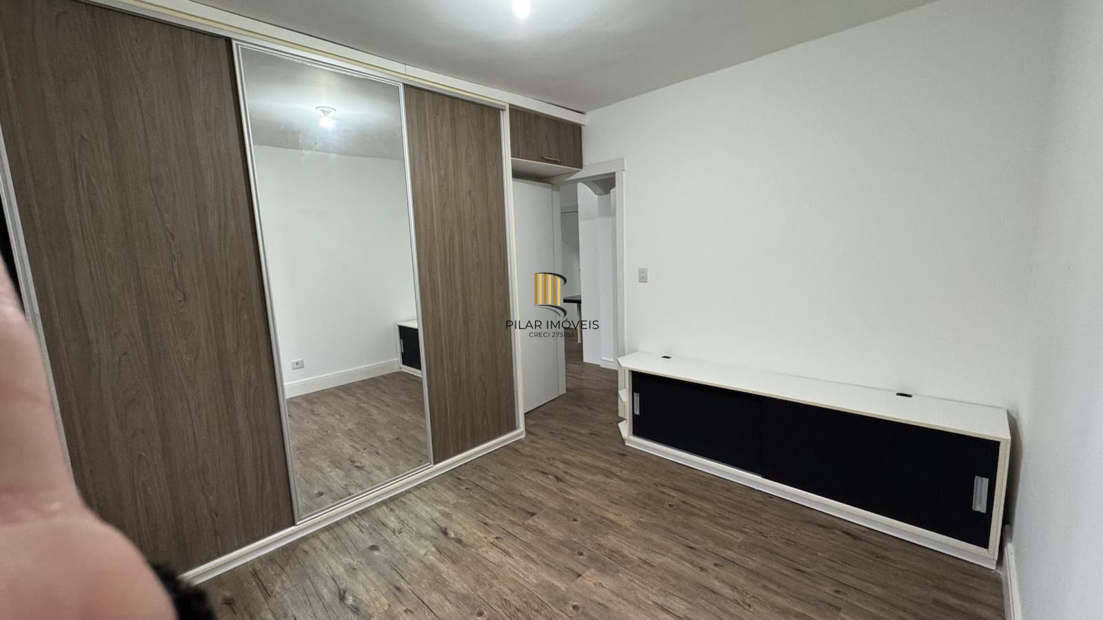 Apartamento com 1 Quarto e 1 vaga à Venda, 42 m² por R$ 200mil Bairro Cristal