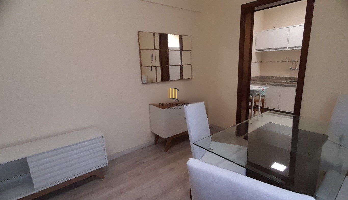 Apartamento à venda com 1 quarto 44 m²