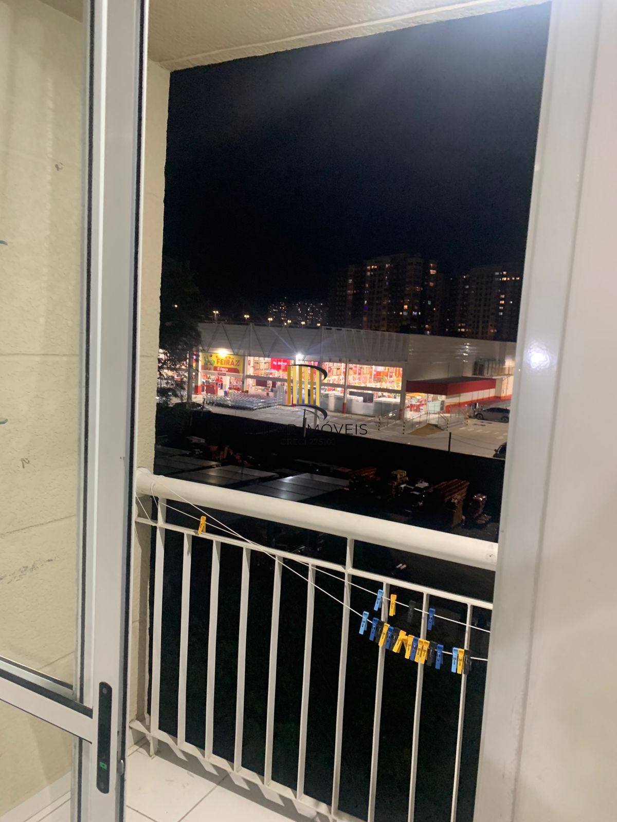 Apartamento com 3 quartos, elevador, sacada e 1 vaga Sarandi.