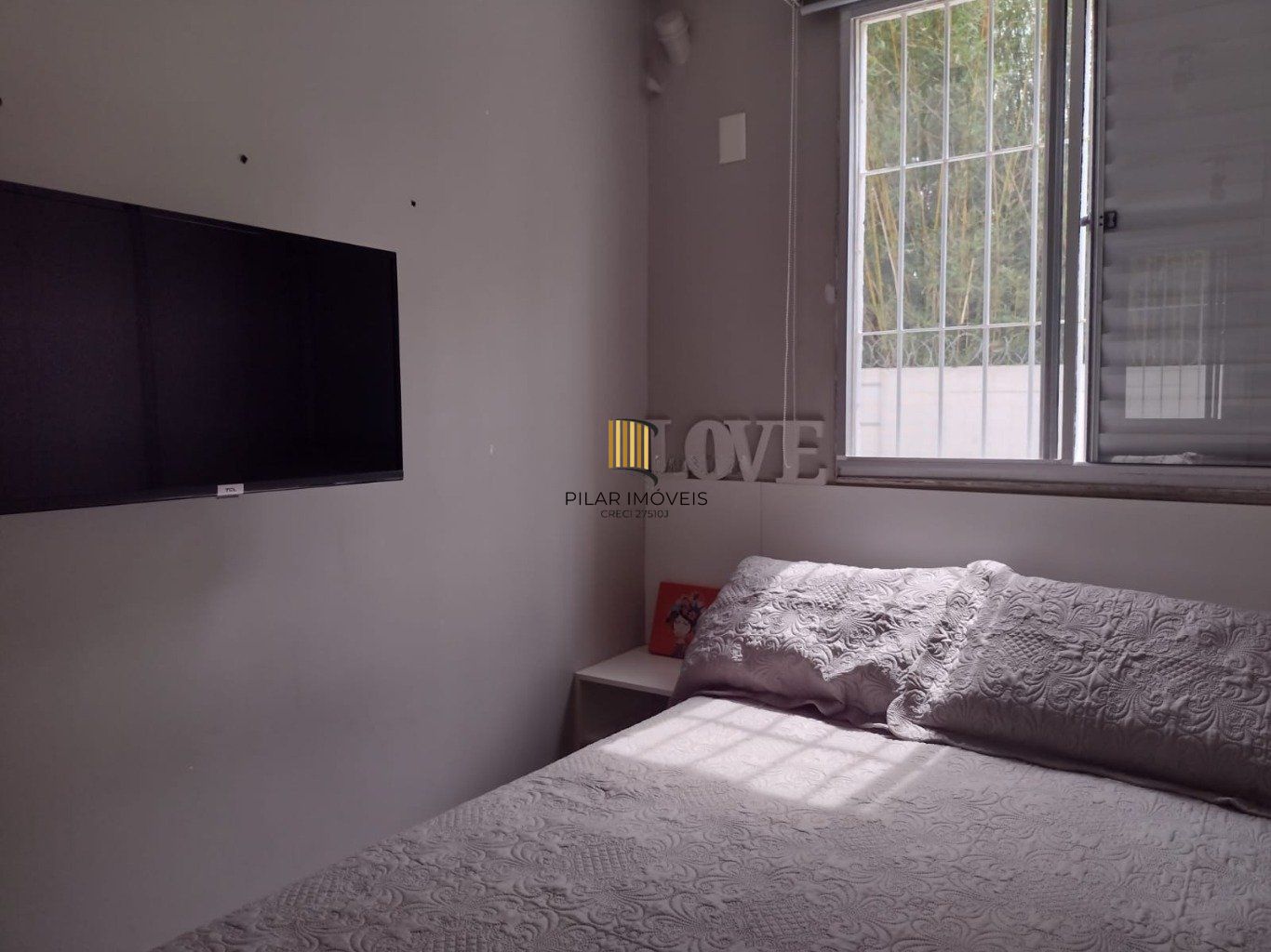 Apartamento 2 Dormitórios Térreo com Portaria 24h no Morro Santana