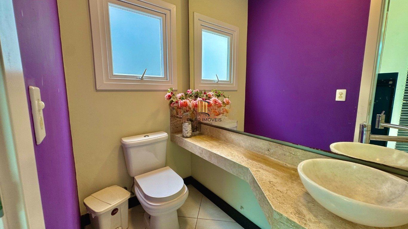 Casa com 4 Quartos e 4 banheiros, 600 m² por R$ 3.790.000 no Jardim Lindóia.