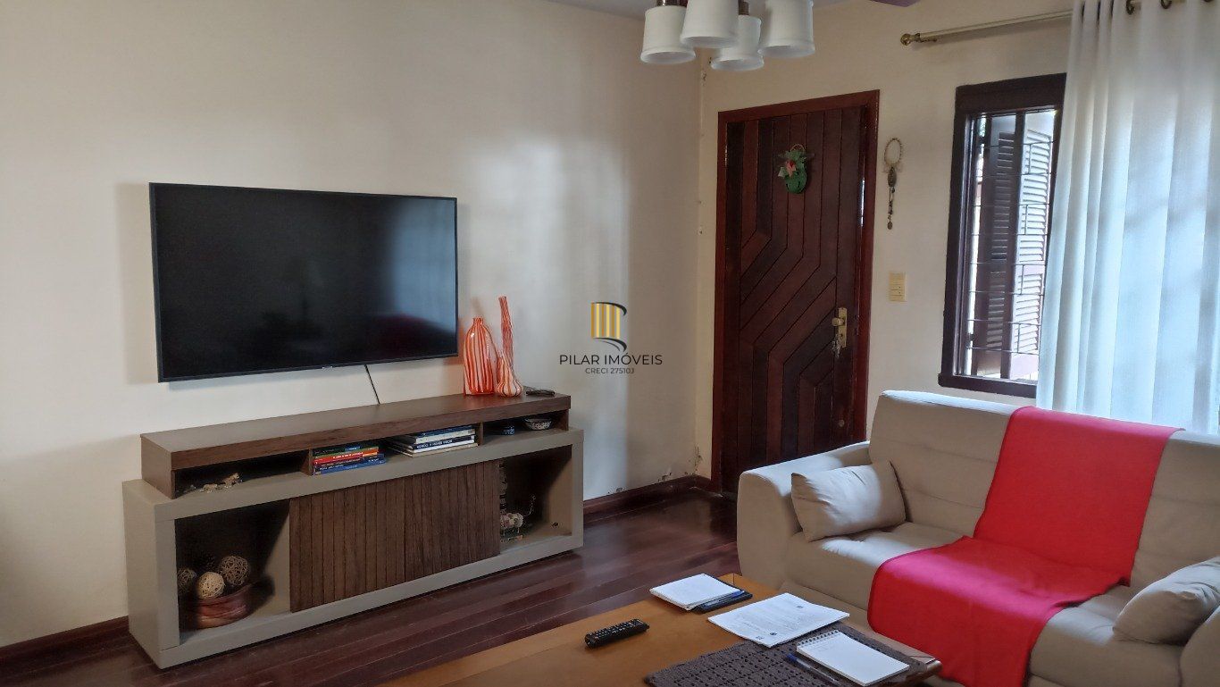 Casa de 3 dormitórios bairro Santa Fé