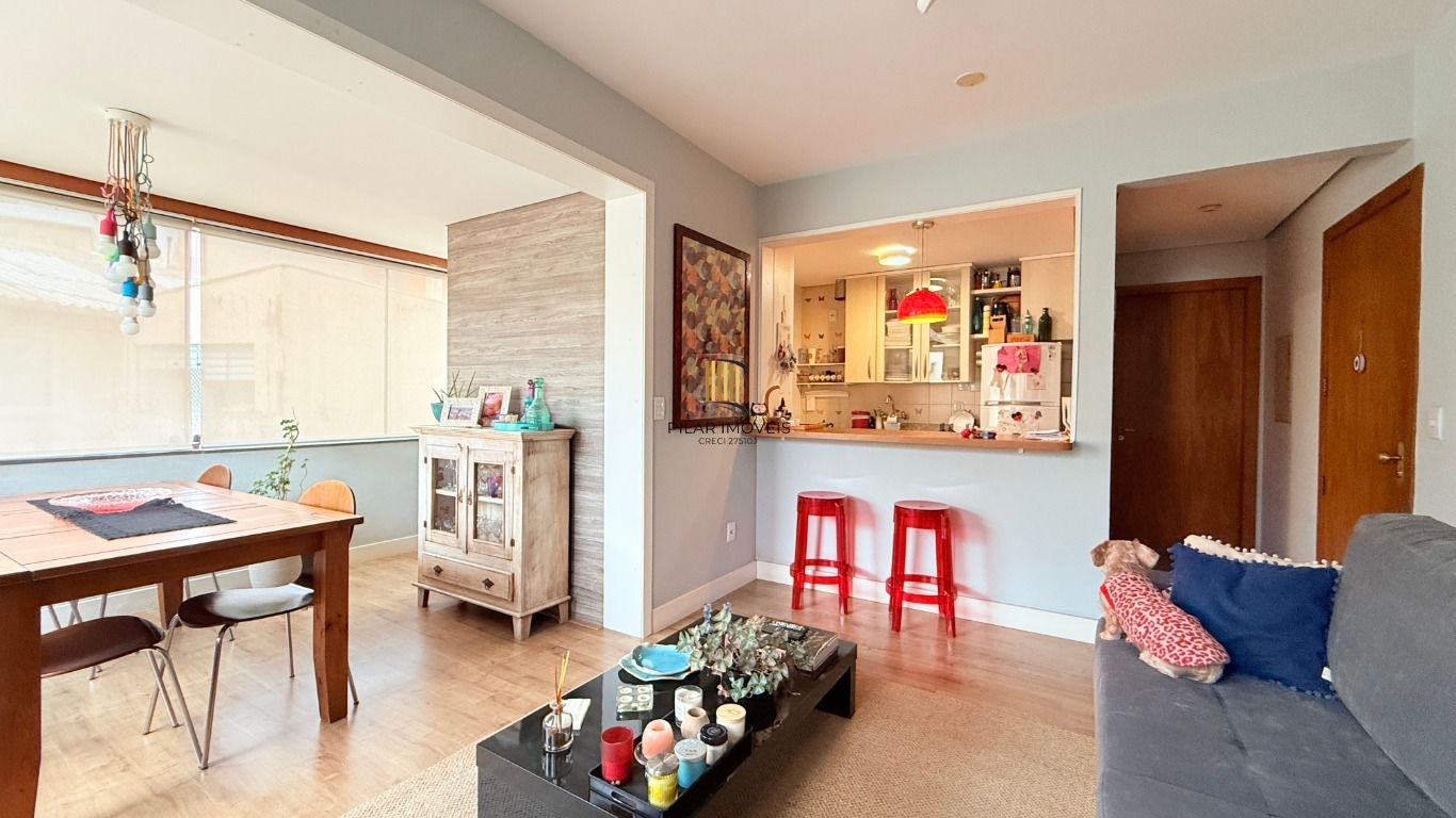 Apartamento com 2 quartos, sendo 1 suíte e 2 vagas no bairro Bela Vista