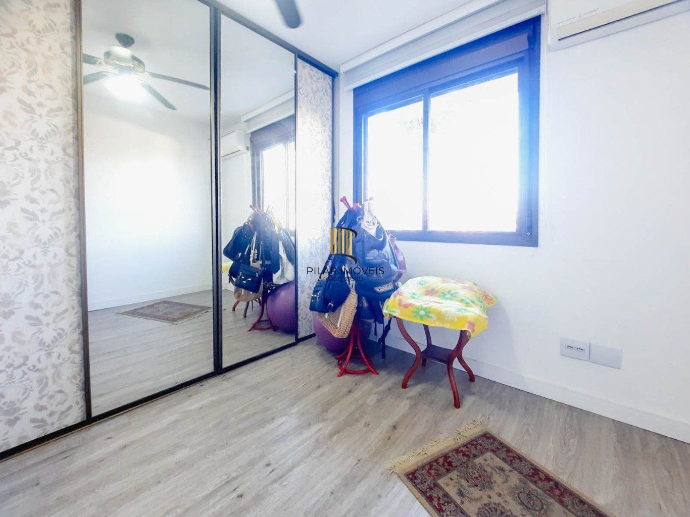 Apartamento à venda com 3 quartos 125 m² no Menino Deus