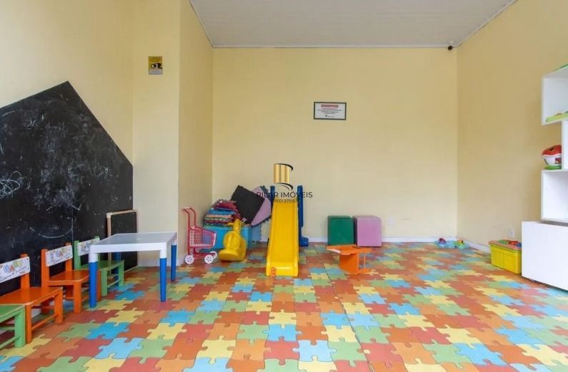 Apartamento de 3 quartos,suíte,elevador,1 vaga no bairro Cavalhada