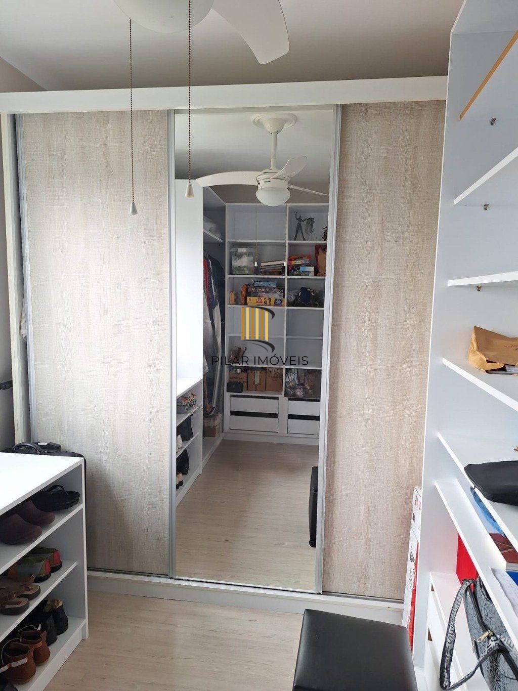 Apartamento à venda com 3 quartos 72 m² no bairro Teresópolis.
